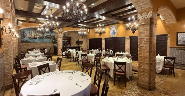 You Haven’t Experienced Old Florida Until You’ve Eaten at These 10 Historic Restaurants