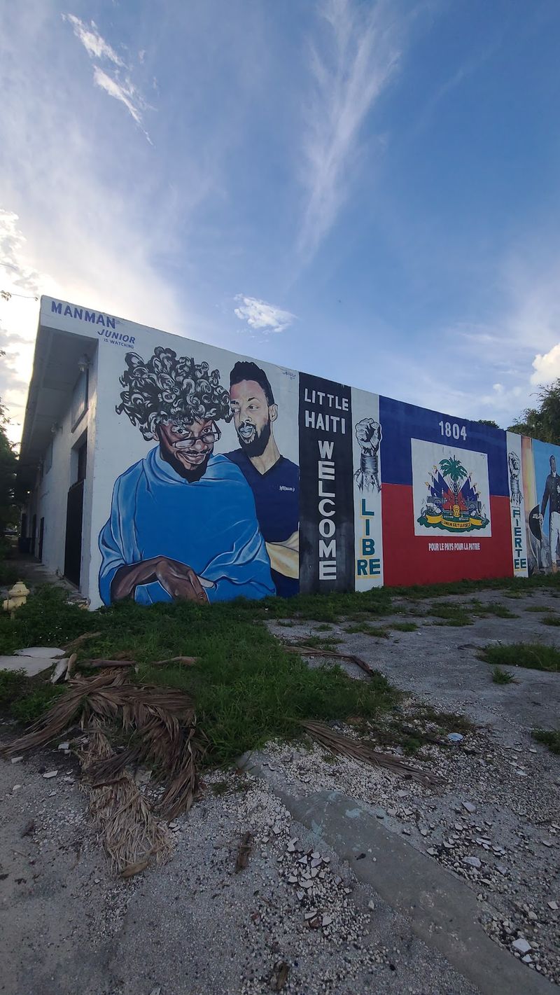 A Neighborhood Rallied to Save Their Cultural Heart