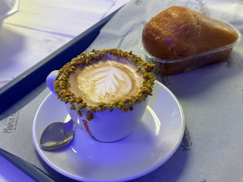 Pistachio Cappuccinos That Coffee Snobs Dream About