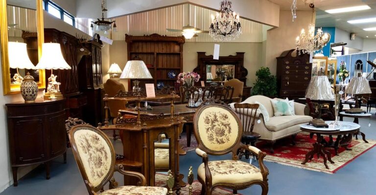 7 Massive Florida Antique Malls Worth Driving Across the State For