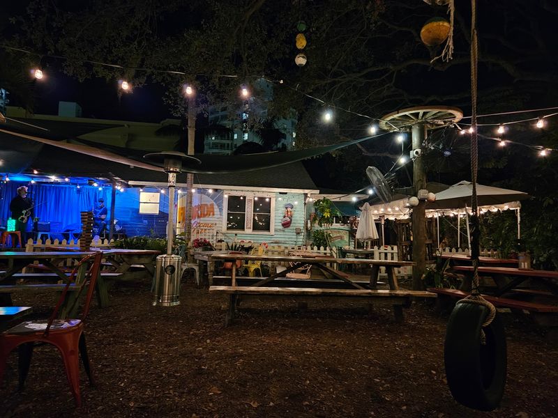 Live Music That Sets the Mood