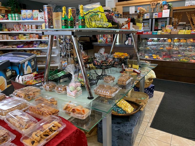 Lacomka Bakery & Russian Store - Orlando FL – Winter Park