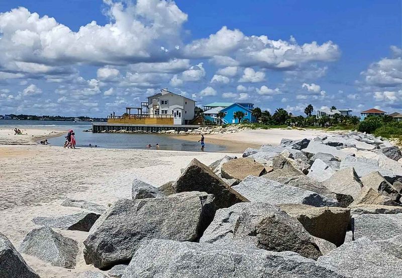 Casual Dining with Waterfront Views