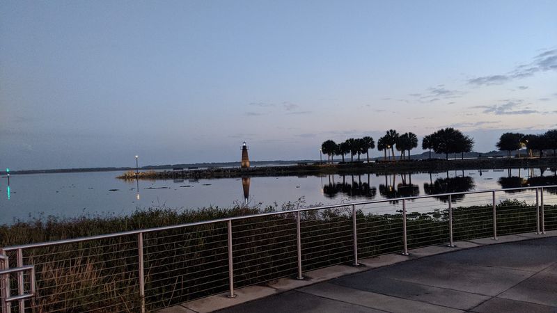 The Lakefront Setting and Surrounding Park