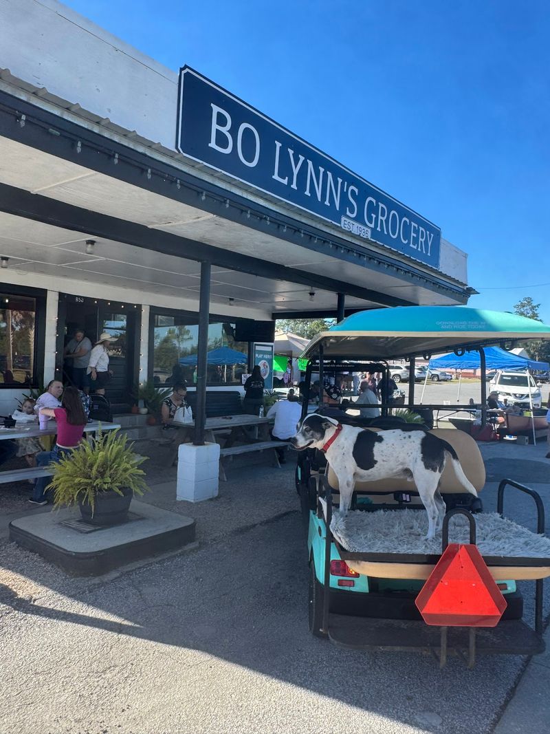 Food Trucks Turn It Into a Destination