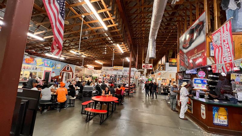 The Food Court That Keeps People Coming Back