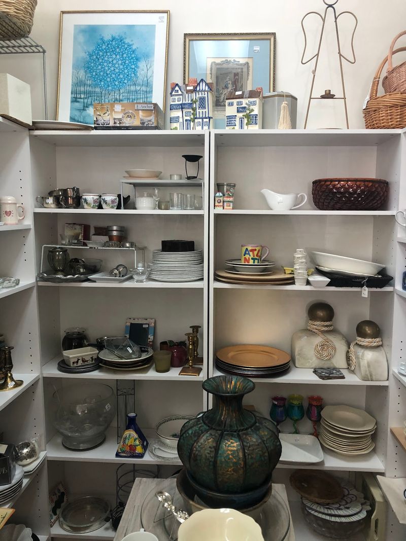 Kitchen and Dining Items For Entertaining