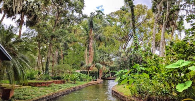 Most People Have No Idea This Secret Lakefront Garden Near Orlando Is Completely Free