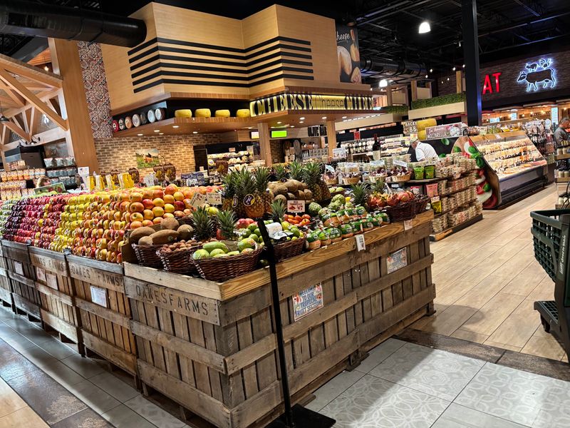 Specialty and Organic Food Selection for Health-Conscious Shoppers