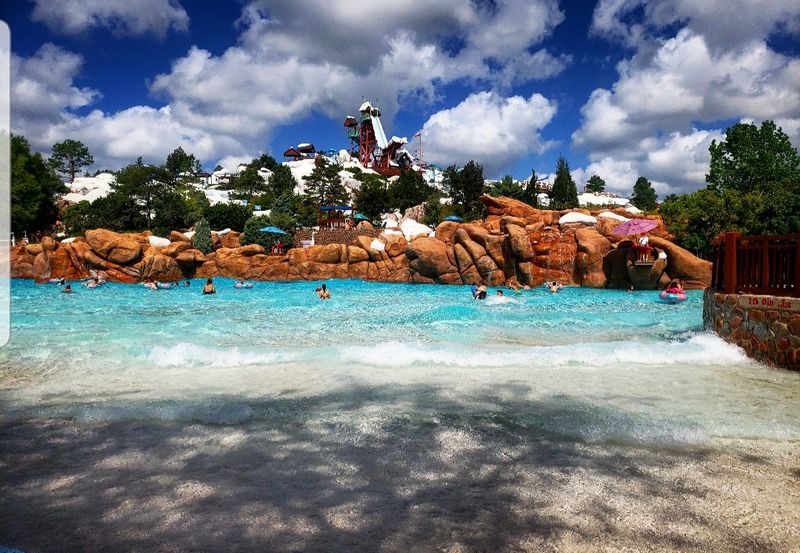 Family-Friendly Depth and Gentle Flow for All Ages
