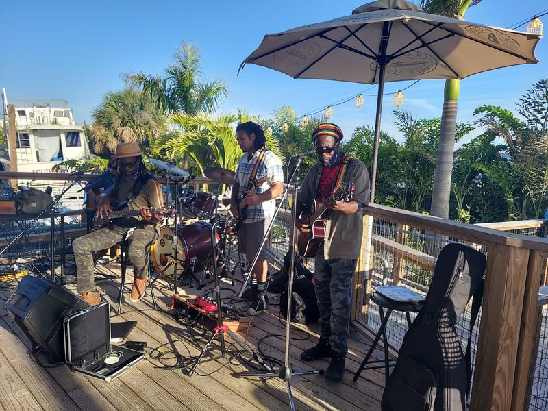 Live Music That Sets the Perfect Vibe Without Overpowering Conversation