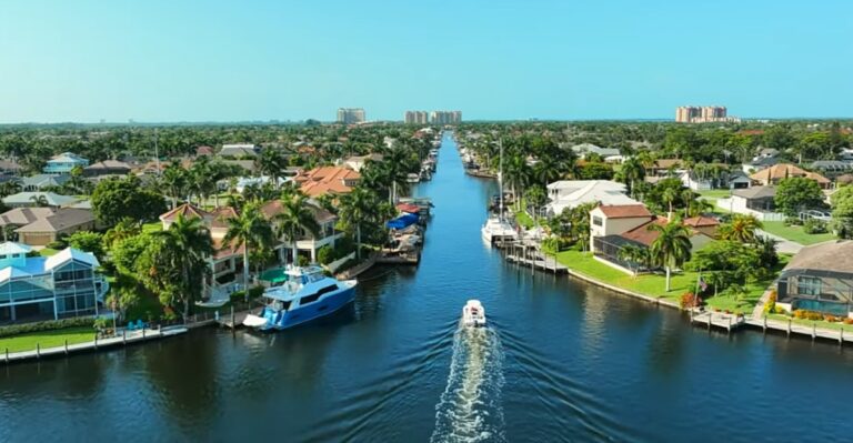 The Data Says People Are Happier in These 10 Florida Towns