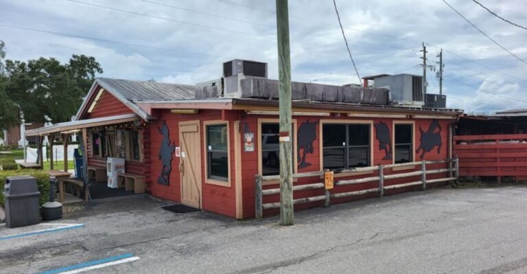 This Florida BBQ Spot Is Far From Everything but Worth Every Mile