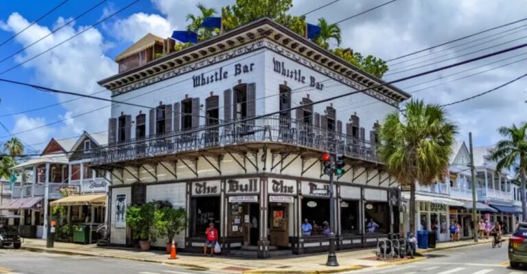 This Old Florida Bar Keeps Hemingway, Tennessee Williams, and Castro Alive on Its Walls