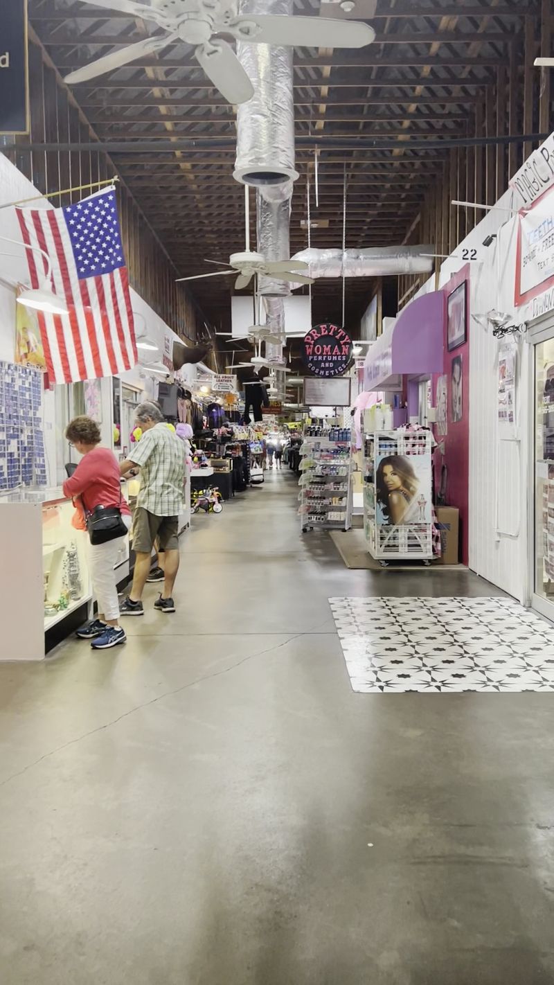 Air-Conditioned Indoor Sections Beat the Heat