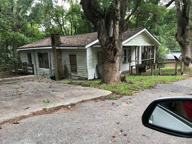 Twenty Minutes From Tallahassee's Resources