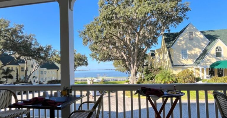 Walk, Dine, and Unwind in This Florida Lake Town Made for a Late-Summer Escape