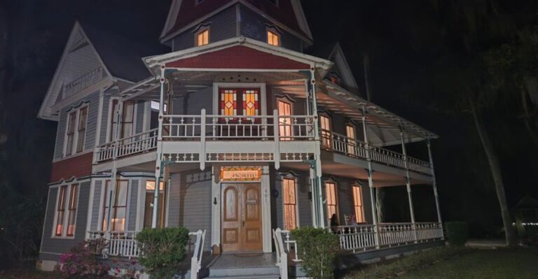 We Dare You to Drive This 11-Stop Haunted Florida Road Trip After Dark