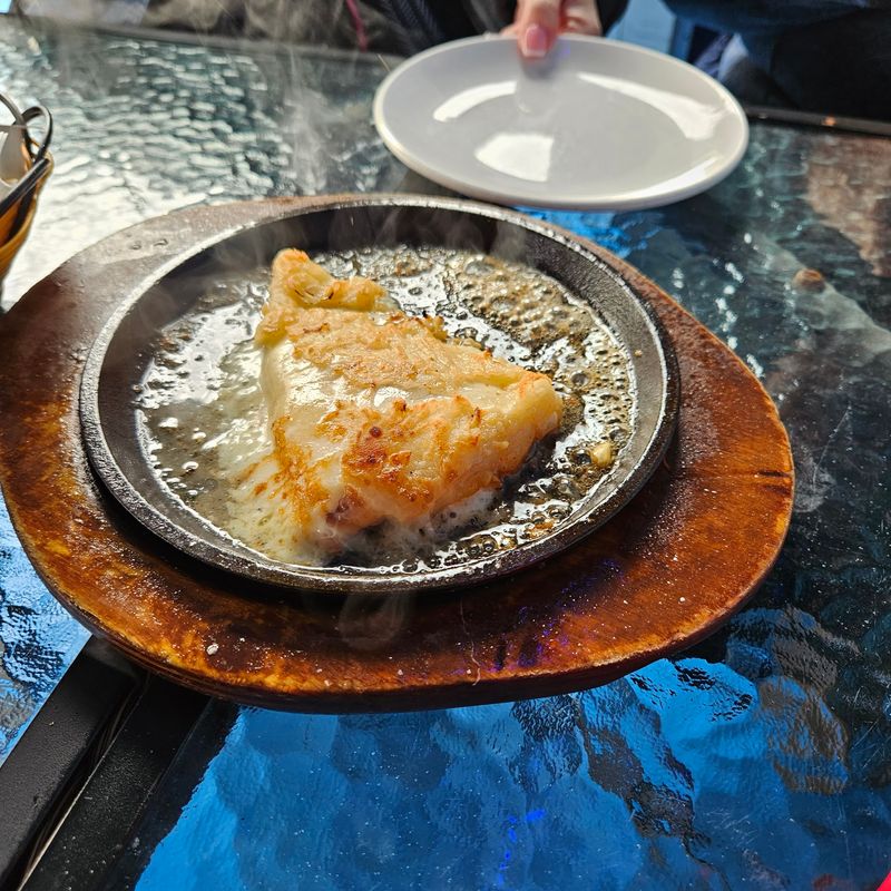 Mama's Greek Cuisine Proves Authentic Flavor Does Not Need a Fancy Setting