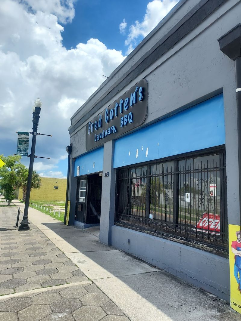 Fred Cotten's Landmark BBQ