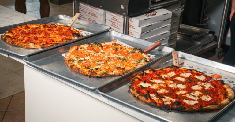 Dave Portnoy Says This Florida Pizzeria Is Worth the Drive