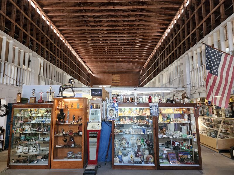 The Old-School Market Atmosphere Adds to the Experience