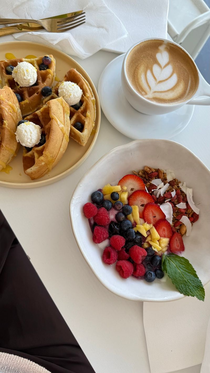 Why Japanese Soufflé Pancakes Need A Little More Time And Care