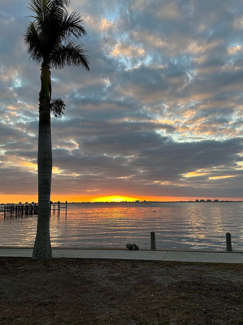 The Bayfront Feels More Like a Waterfront Park Than a College Quad