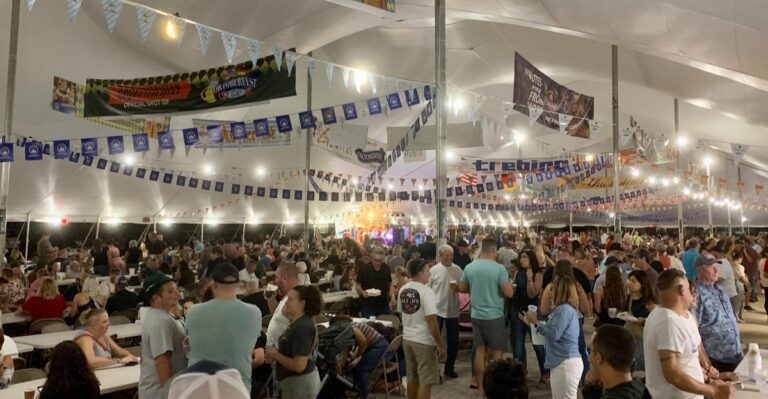 This Florida Oktoberfest Turns Two October Weekends Into a Giant German Celebration