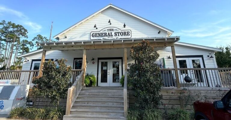 This Remote Florida General Store Is Worth Every Mile of the Drive