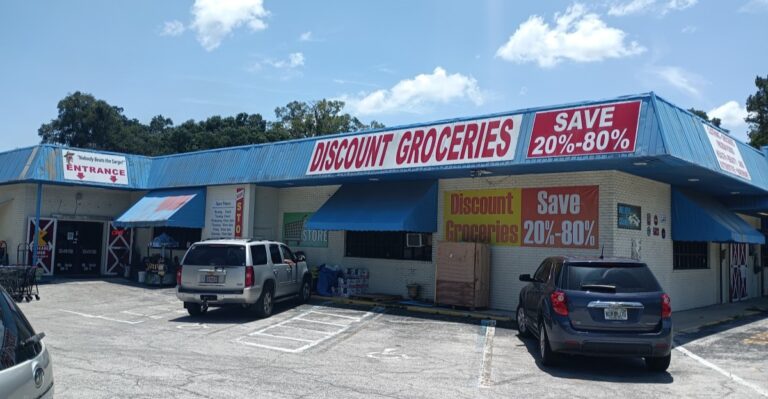 This Veteran-Owned Florida Grocery Outlet Is a Goldmine for Stocking Up on a Budget